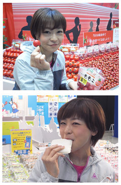 （上）今年の東京マラソンでは、トマトが給食で出されるんです！（下）東京マラソン限定の菓子パンもブースにあってパクリ 