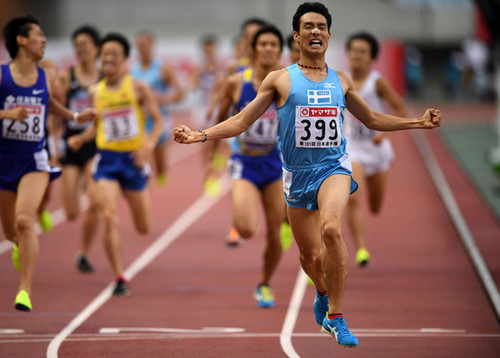  日本選手権1500m、東海大２年・館澤亨次が社会人選手を相手に優勝