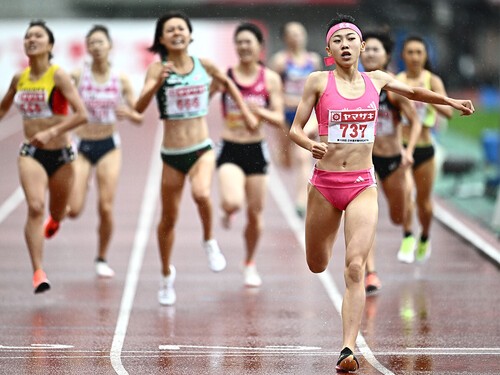 800m決勝、久保は武器のラストスパートで勝ちきった