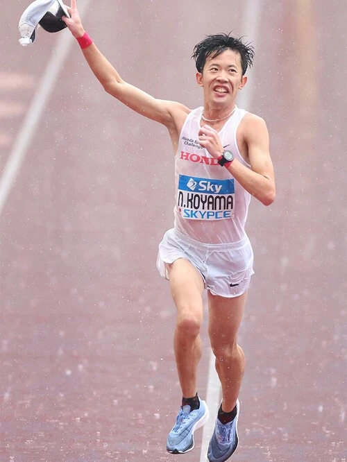 第93回箱根駅伝４区を関東学生連合として出場した小山直城　photo by Jun Tsukida/AFLO SPORT