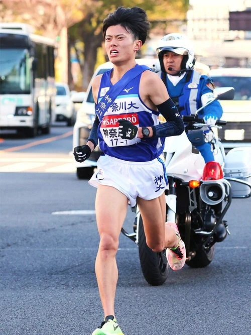第100回大会で１区を走った巻田理空　photo by AFLO