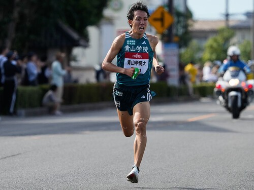 出雲駅伝１区区間賞の鶴川正也に、原晋監督からのさらなる期待がかかる　photo by SportsPressJP/AFLO