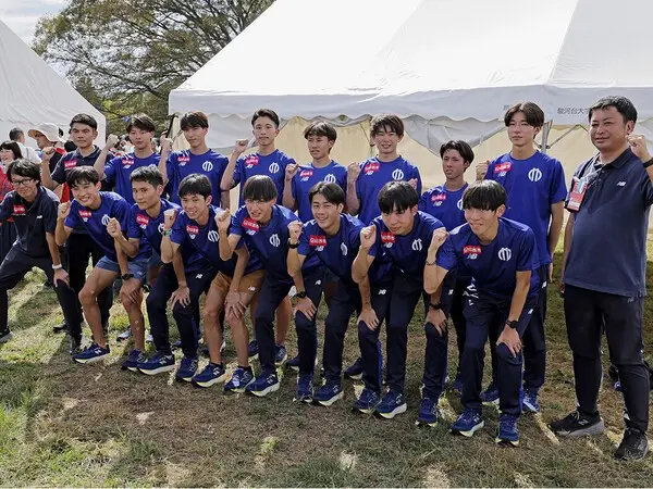 箱根駅伝予選会を10位で終え、本戦への出場を決めた順天堂大のメンバー　photo by KYODO