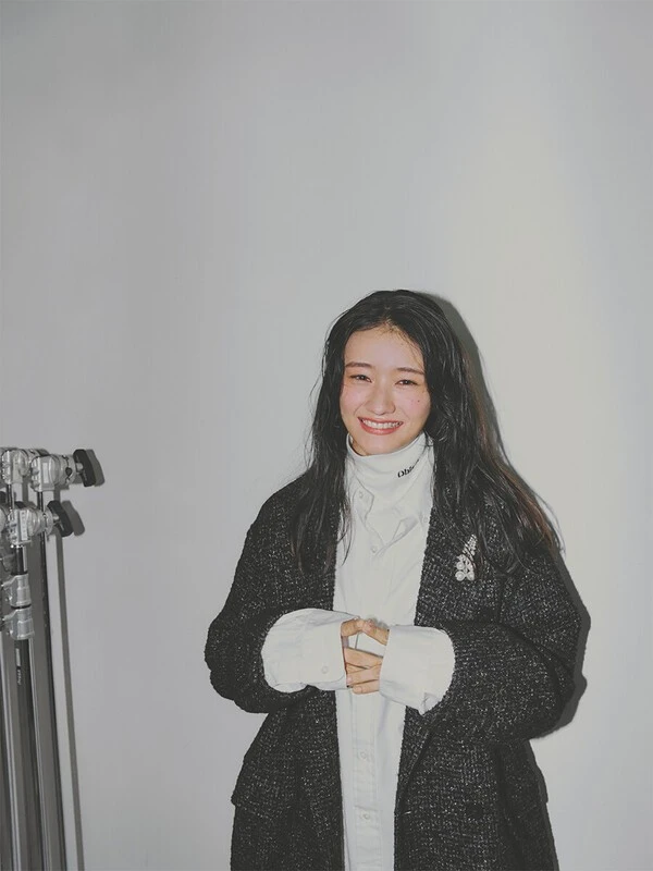 撮影でも自然な笑顔を見せる田中佑美選手　photo by Kojima Yohei