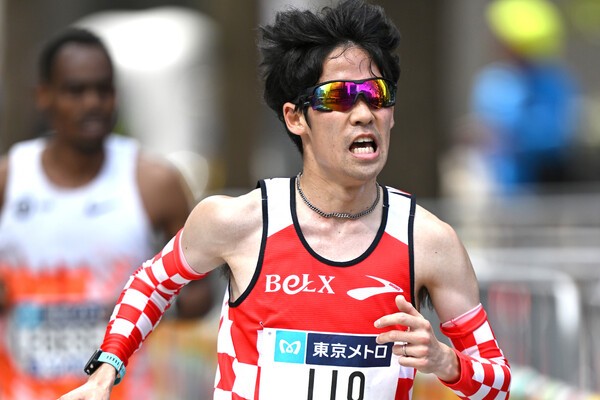 日本人トップ（全体10位）でゴールした市山翼（サンベルクス） photo by Kishimoto Tsutomu