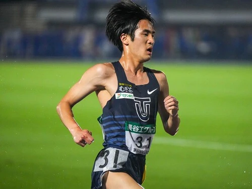 最終４組で自己ベストで９着に入る走りを見せた東洋大・松井海斗　photo by Wada Satoshi