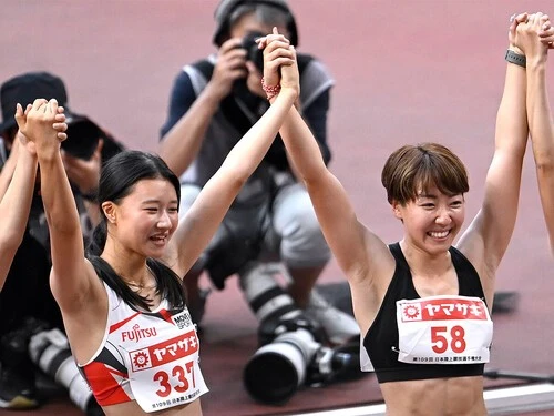 初優勝を飾った田中佑美（左）とこの種目の隆盛を促進させた寺田明日香　photo by Nakamura Hiroyuki