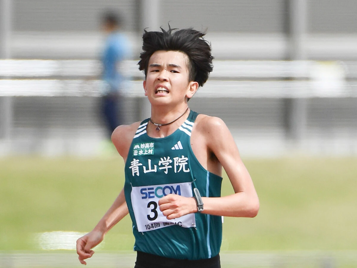 最終学年で力をつけ、箱根のメンバー16人に名を連ねた青学大・佐藤有一 photo by 千葉格/アフロ