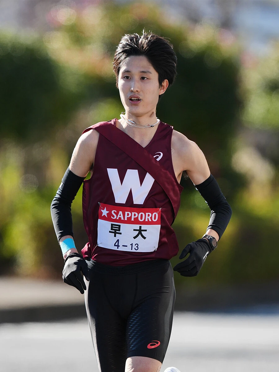 ９区で区間歴代４位の記録で後続との差を広げた早大・小平敦之 photo by AFLO