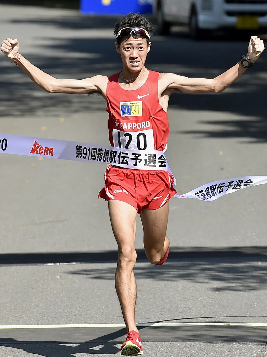 トラックでの強さが４年時にはロードでも花開いた村山紘太 photo by Kyodo News