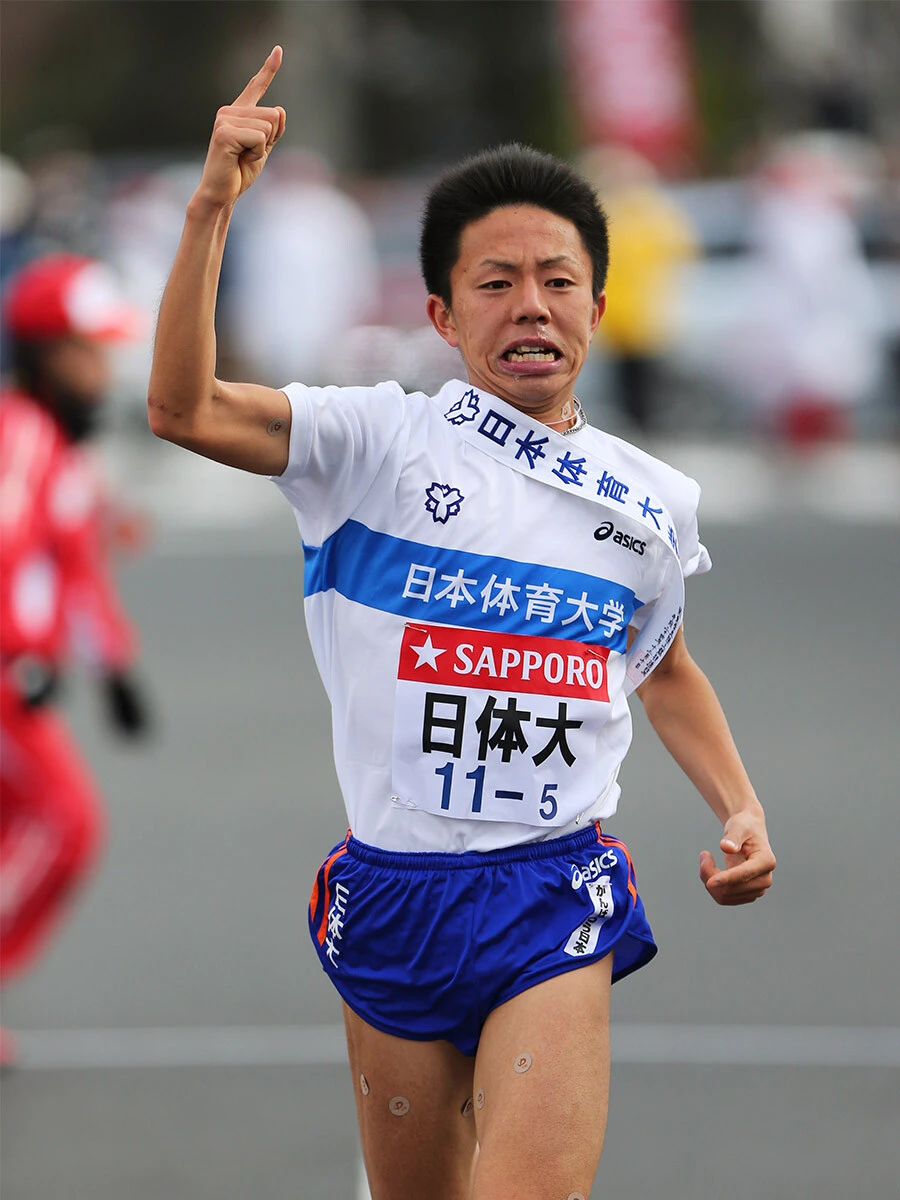 日体大・服部翔大は３年時の５区では往路＆総合優勝に貢献する走りを見せた photo by AFLO SPORTS