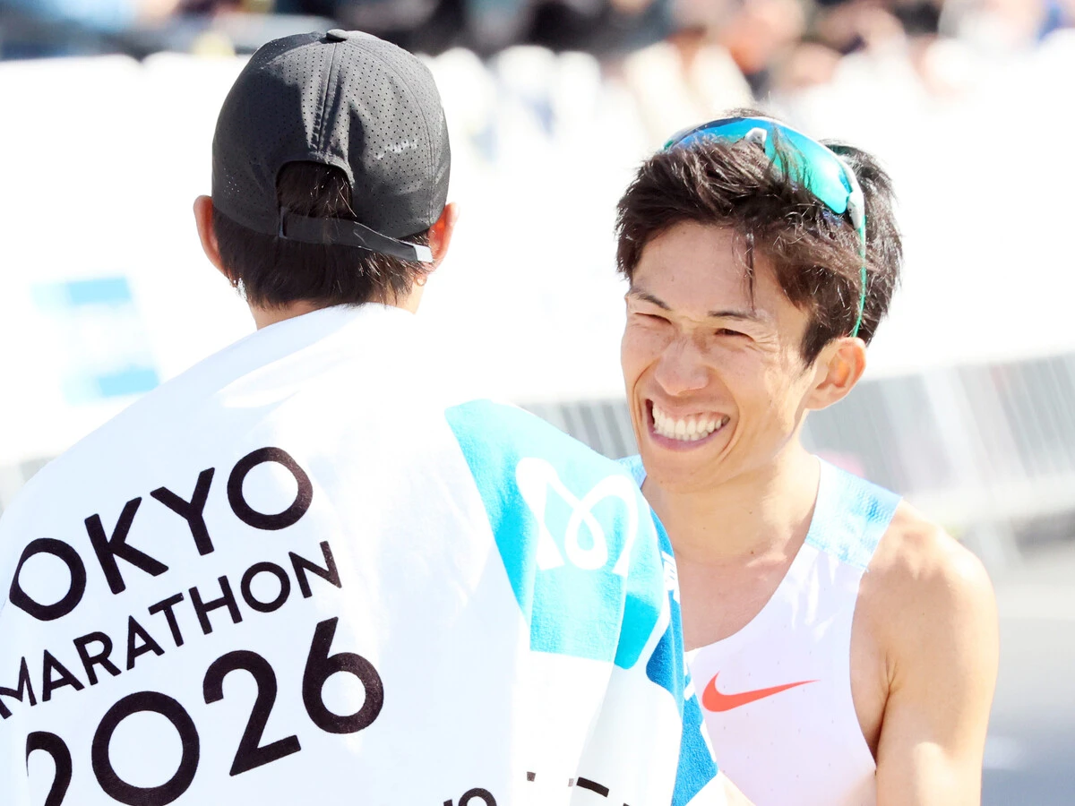 今年３月の東京マラソンでは大迫傑（左）と熾烈な日本人トップ争いを繰り広げた　photo by Aflo