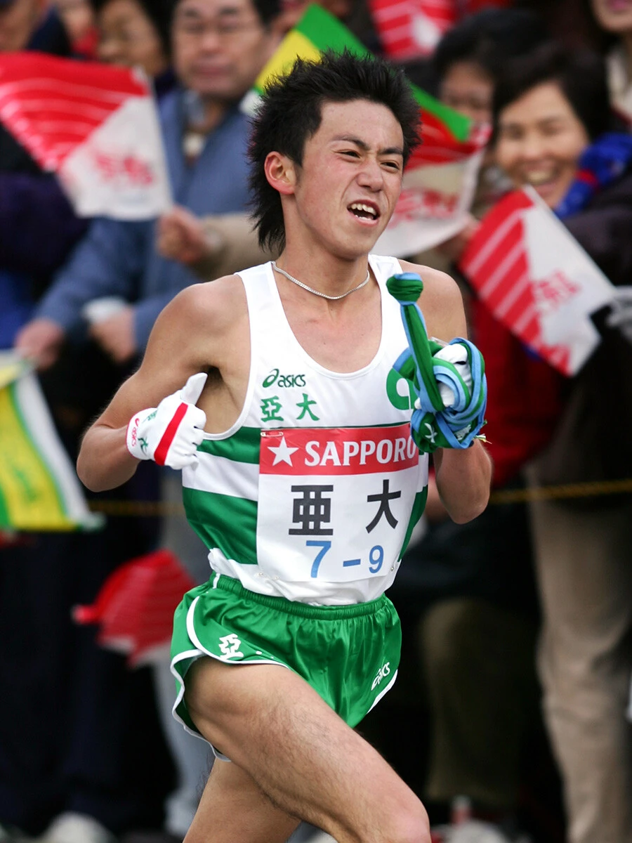 ９区・山下拓郎の大逆転劇は亜大初優勝の象徴となった　photo by 日本スポーツプレス協会/アフロスポーツ