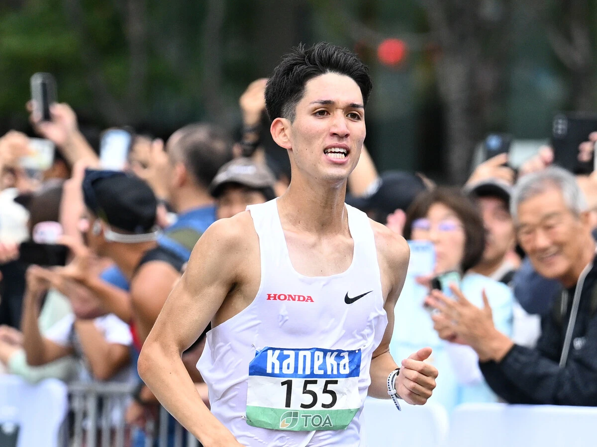 ８月30日、マラソン初挑戦となる北海道マラソンで２位に入り、MGC出場権を獲得した　photo by Aflo