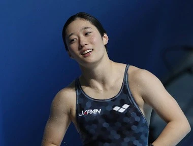 世界で唯一 の大技出た 女子飛込み 板橋美波がぶっつけ挑戦 水泳 集英社のスポーツ総合雑誌 スポルティーバ 公式サイト Web Sportiva