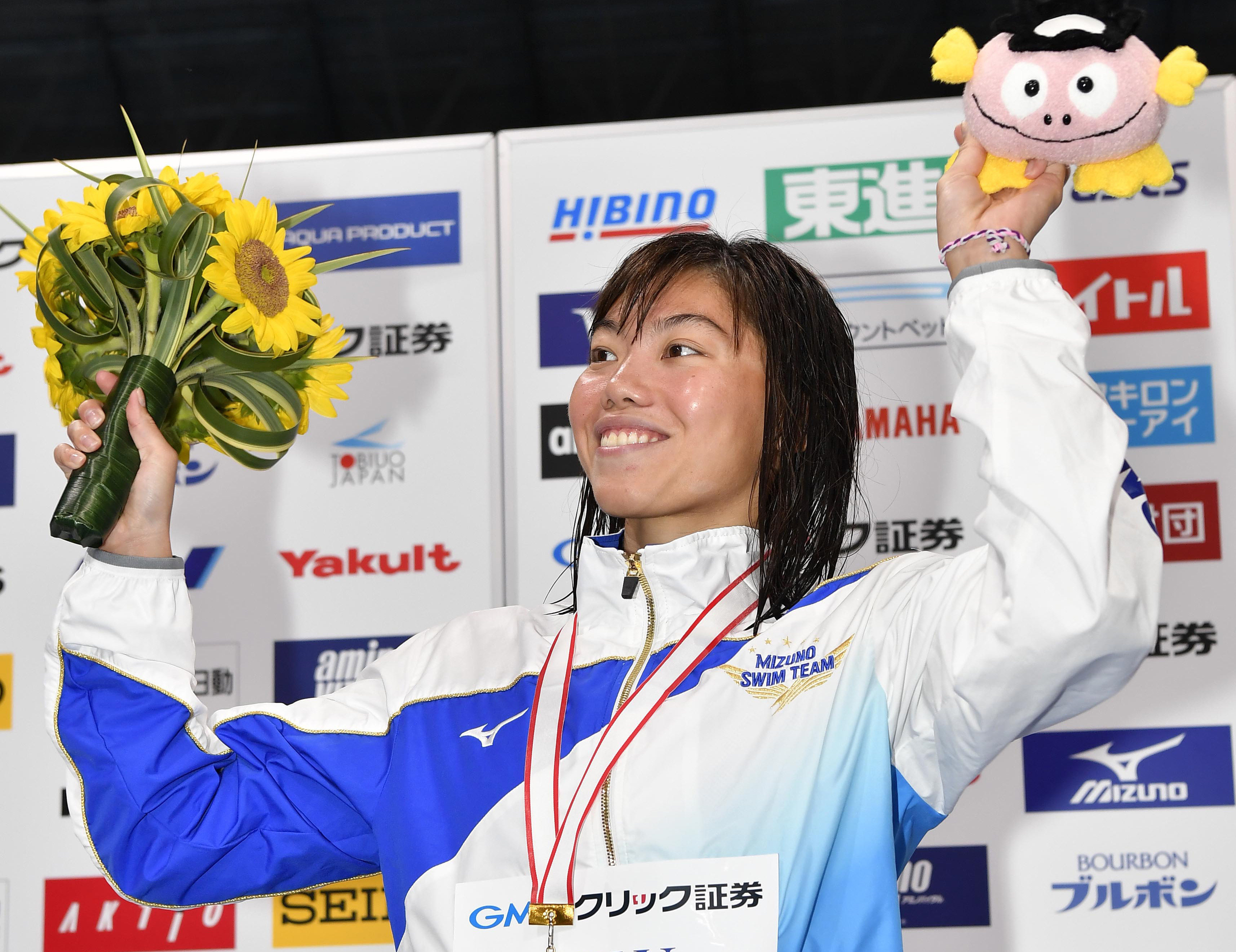 号泣した日もあった青木玲緒樹。女子平泳ぎ日本代表のピンチを救った