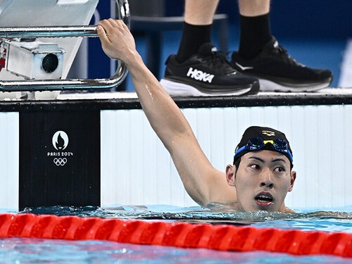 パリ五輪の競泳男子200メートルバタフライでまさかの予選敗退に終わった本多灯 photo by Kishimoto Tsutomu