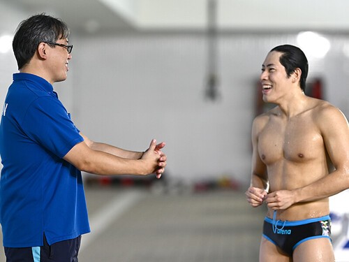 予選敗退に終わったパリ五輪を振り返る本多灯と堀之内徹コーチ photo by Kishimoto Tsutomu