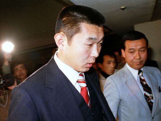 1979年、江川卓は一時阪神入団したあと、巨人へトレード移籍した