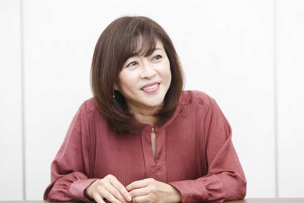インタビューに答える松本さん 撮影／山本雷太