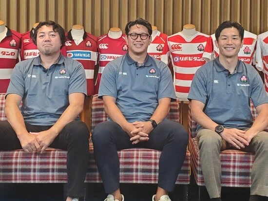 元ラグビー日本代表キャプテンの３人。左から箕内拓郎氏、菊谷崇氏、廣瀬俊朗氏