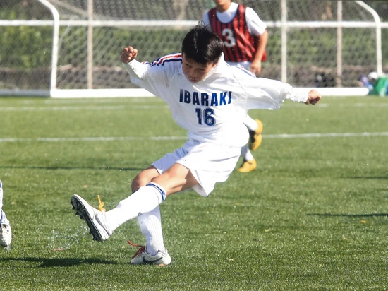 小学生時代はサッカー漬けの毎日を送っていたという　写真：本人提供