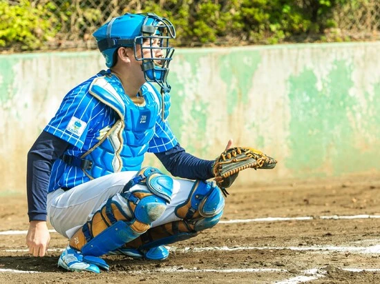 キャッチャーを務める寺家。バッティングでもセンスを発揮する