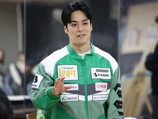 参加者たちに自身の過去を熱く語ったFISHBOY