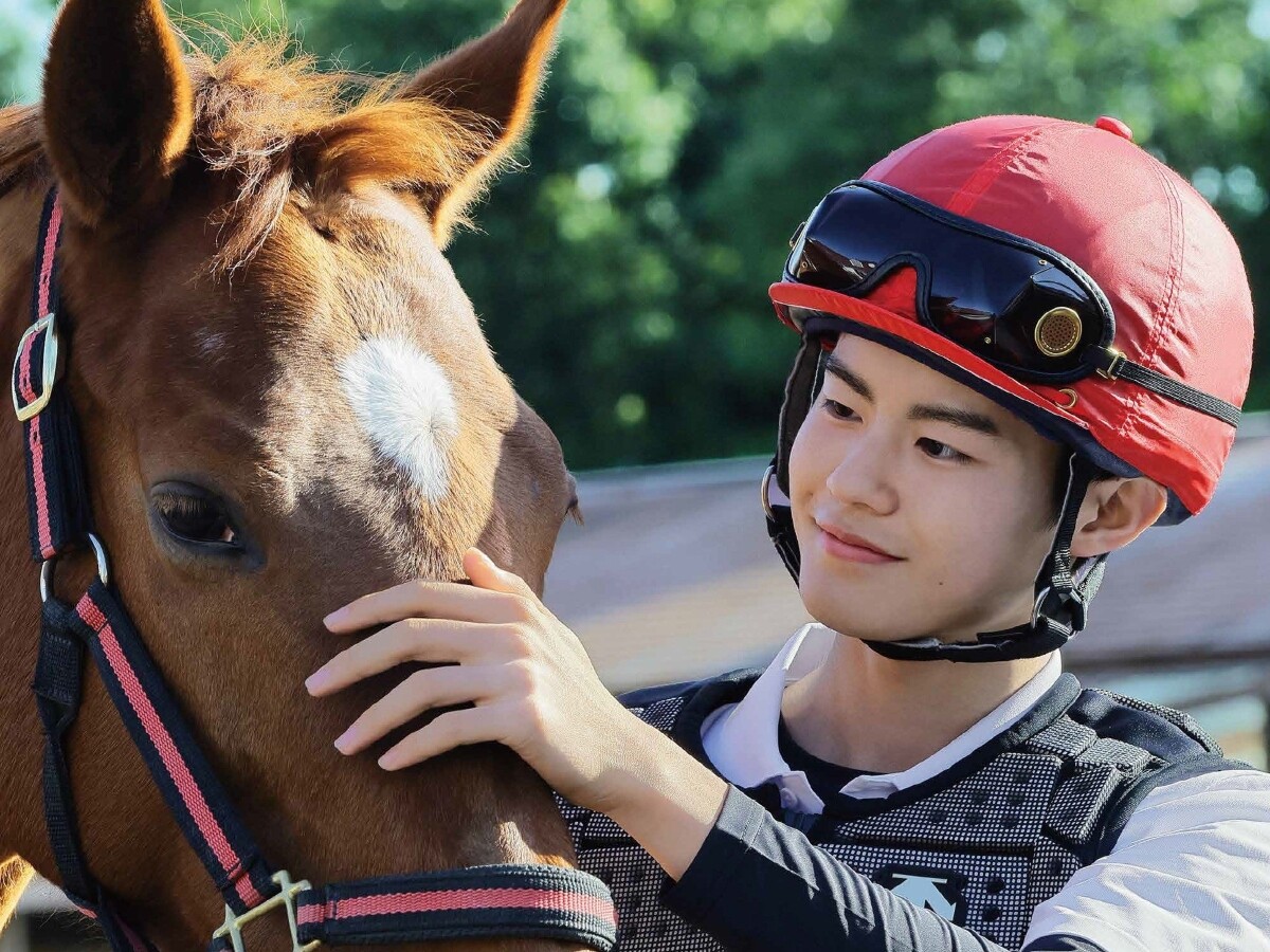 市原匠悟のポスターで注目を集める競馬学校　元騎手・武士沢友治教官の思いと生徒が新たに抱いた具体的な夢とは