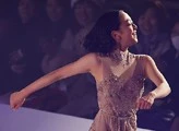 スターズオンアイスで演技を披露した浅田真央photo by Noto Sunaoフォギュアスケートのコラムへ>>