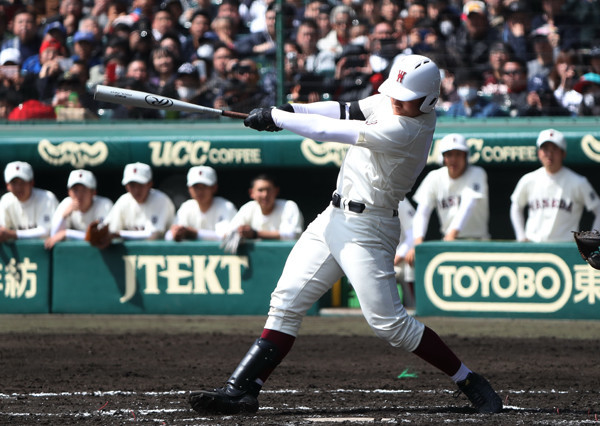 果たして清宮幸太郎は何球団から指名を受けるのだろうかphoto by Ohtomo Yoshiyuki記事を読む＞ドラフト前日。「12球団の思惑」をベテランスカウトが読み切った