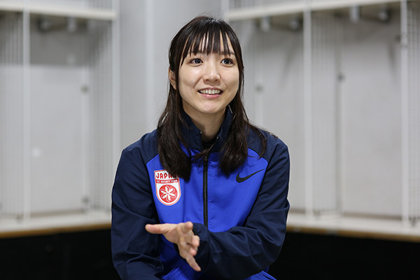 チームの雰囲気を含め、いい状態だと語る足立友里絵選手photo by Takahashi Junichi記事を読む＞アイスホッケー女子は「意外なメダル候補」。美しきFWが決意を語る