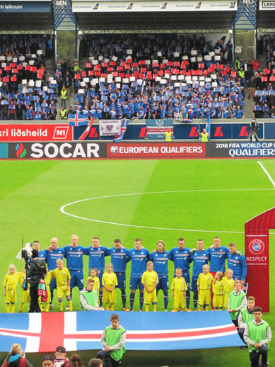 初のＷ杯出場を目指すアイスランド。ファンの声援も熱いphoto by Asada Masaki記事を読む＞夢のＷ杯に近づくアイスランドの本拠地は、凄いパワースポットだった