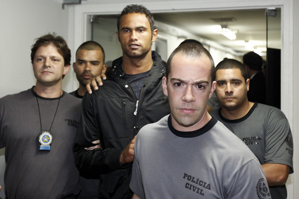2010年、警察に逮捕されたときのブルーノ（当時フラメンゴ）　記事を読む＞「夢はセレソン」。愛人殺害服役のGKが現役復帰でブラジルは大騒ぎphoto by Getty Images