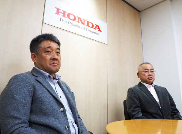 F1ホンダを牽引する山本雅史氏（左）と浅木泰昭氏（右）photo by Yoneya Mineoki記事を読む＞F1ホンダは事実上「第５期」に。猛獣と呼ばれるトップが再建に自信
