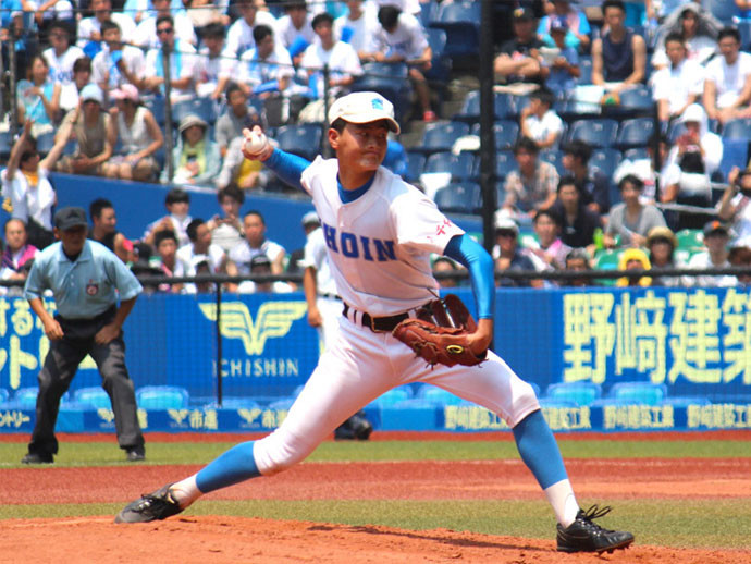 チームを21年ぶりの決勝へと導いた八千代松陰のエース・川和田悠太photo by Takagi Yu記事を読む＞野球人生の転機。本気で引退を考えていた投手は1年でエースに成長した