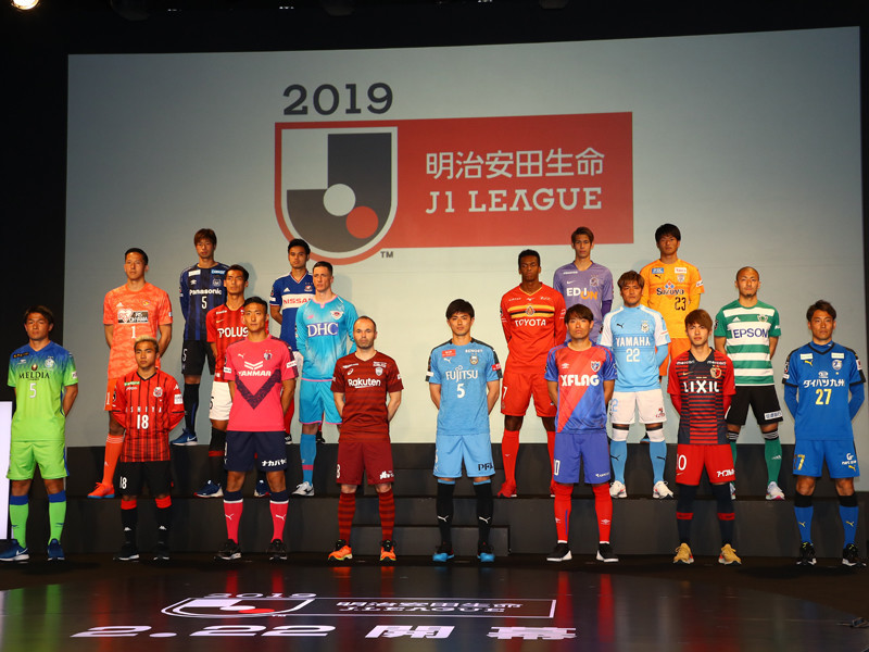 外国人出場枠が増えて、新たなシーズンが開幕する2019年のJリーグphoto by Matsuoka Kenzaburo記事を読む＞「３＋１」から「５」に。J1の外国人出場枠拡大で新時代到来