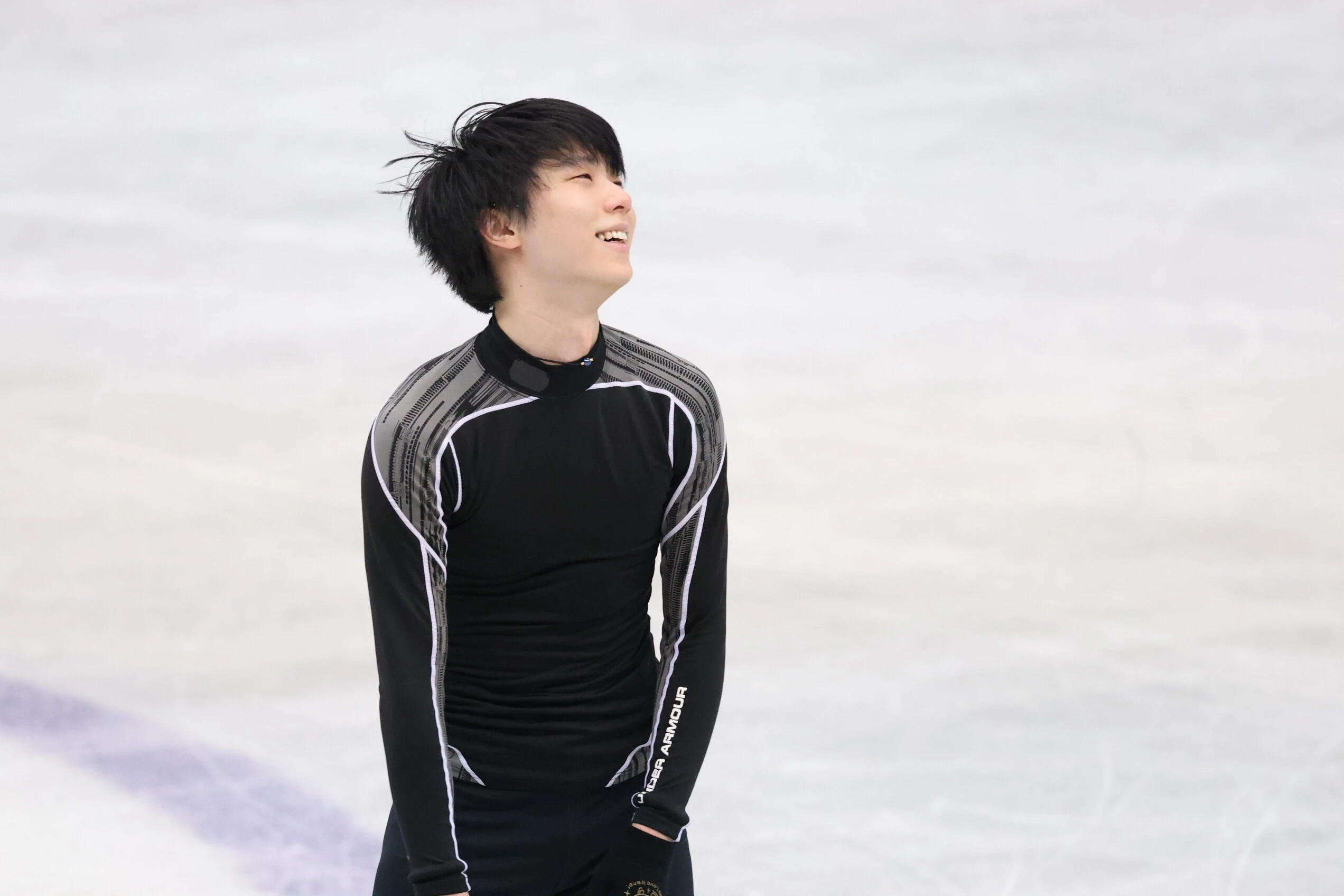 国別対抗戦公式練習の羽生結弦photo by Takahashi Manabu「羽生結弦2021-2022フィギュアスケートシーズンカレンダー」【予約受付中】卓上版はこちら>>壁掛け版はこちら>>