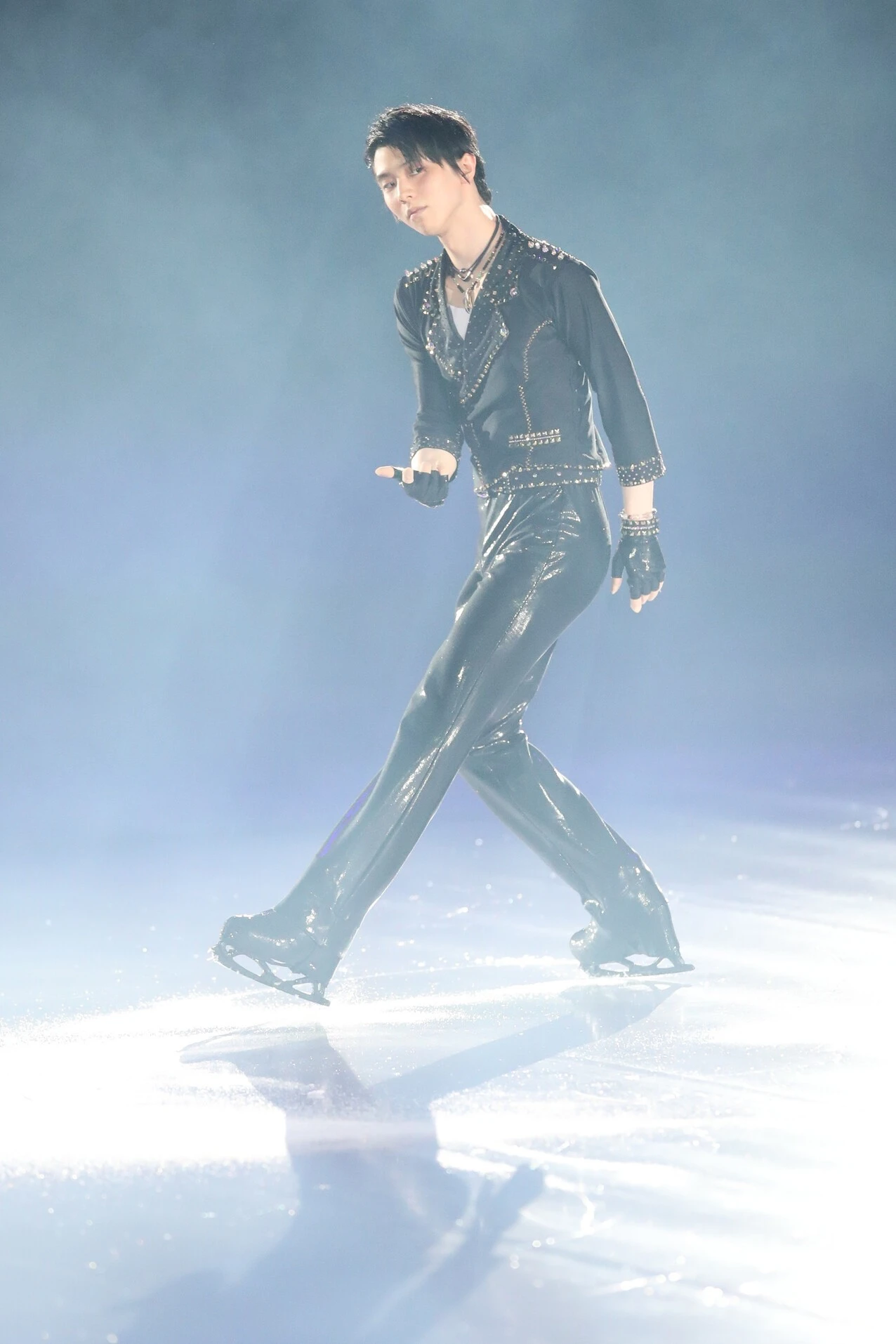 「スターズ・オン・アイス」八戸公演に出演した羽生結弦photo by Sakamoto Kiyoshi「羽生結弦2021-2022フィギュアスケートシーズンカレンダー」【予約受付中】卓上版はこちら>>壁掛け版はこちら>>