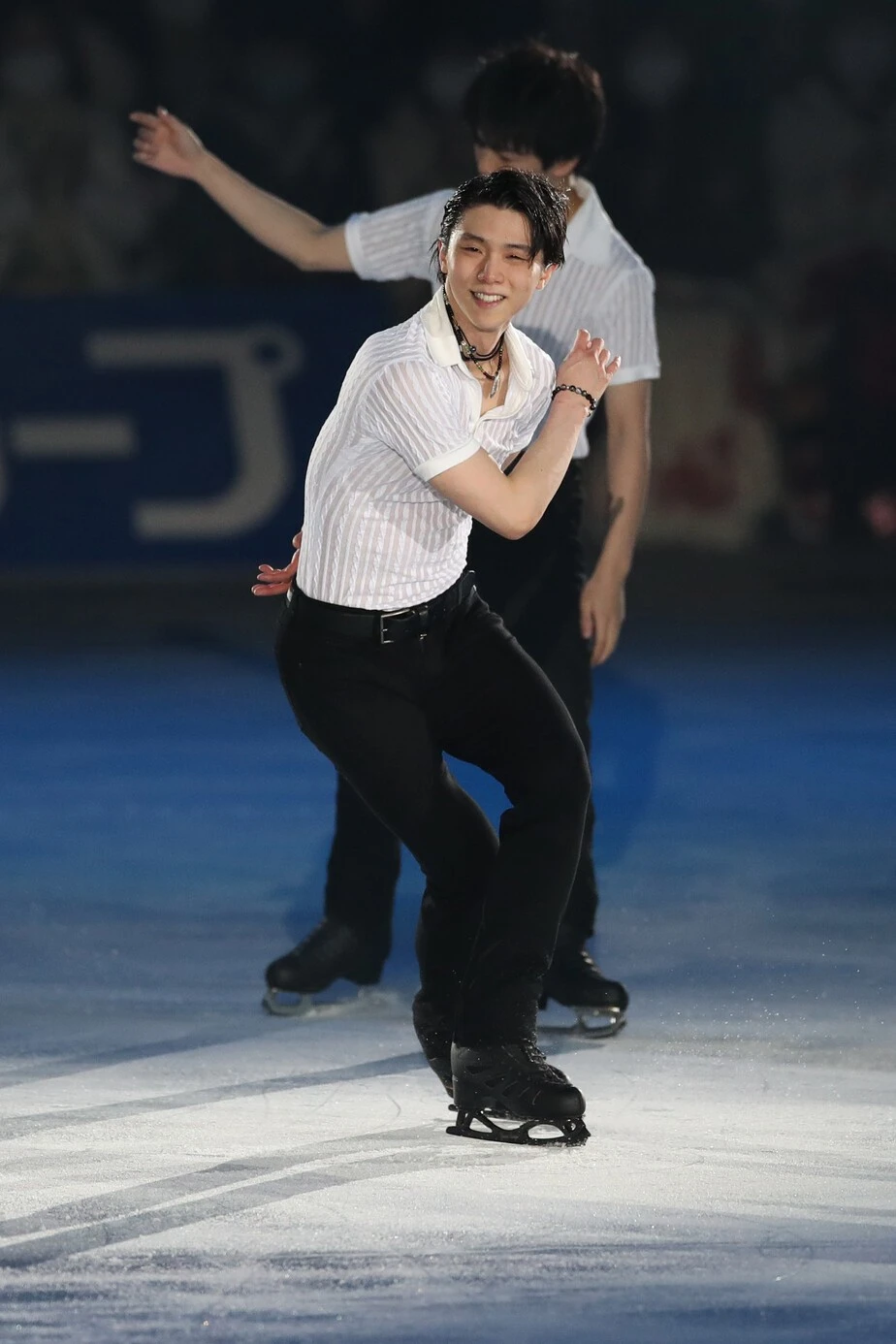 「スターズ・オン・アイス」八戸公演に出演した羽生結弦photo by Sakamoto Kiyoshi「羽生結弦2021-2022フィギュアスケートシーズンカレンダー」【予約受付中】卓上版はこちら>>壁掛け版はこちら>>