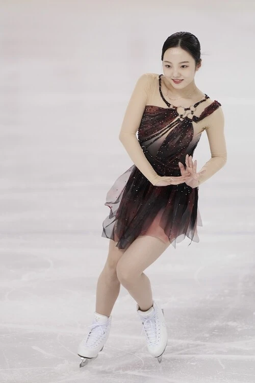 東京選手権SP演技の本田真凜photo by Noto Sunao(a presto)