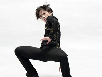 NHK杯男子シングルで優勝した宇野昌磨photo by Noto Sunao(a presto)