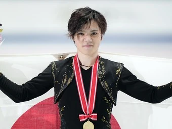 NHK杯男子シングルで優勝した宇野昌磨photo by Noto Sunao(a presto)