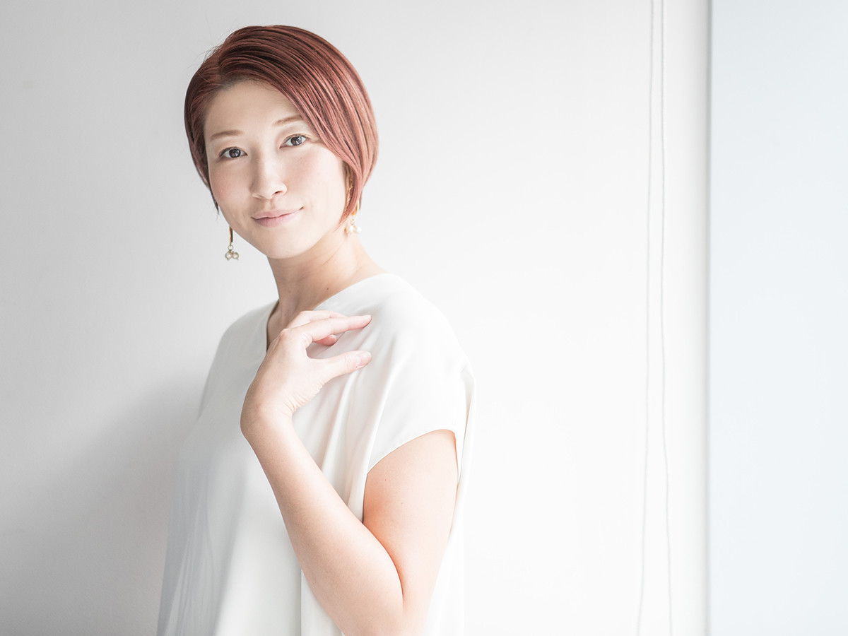 狩野舞子 直筆サイン色紙 女子バレー 重たく 日本代表