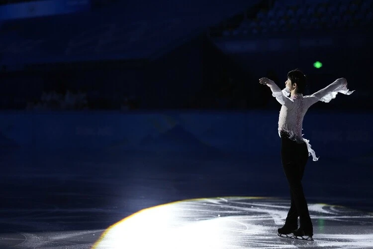 予約限定生産「羽生結弦2022-2023フィギュアスケートシーズンカレンダー」7/15まで予約受付中!壁掛け版>> 卓上版>>