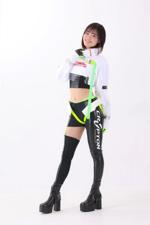 涼雅さんphoto by Orihara Hiroyuki