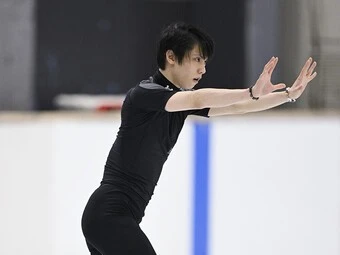 羽生結弦・プロ転向後初の公開練習&インタビューフォトギャラリー(32枚)