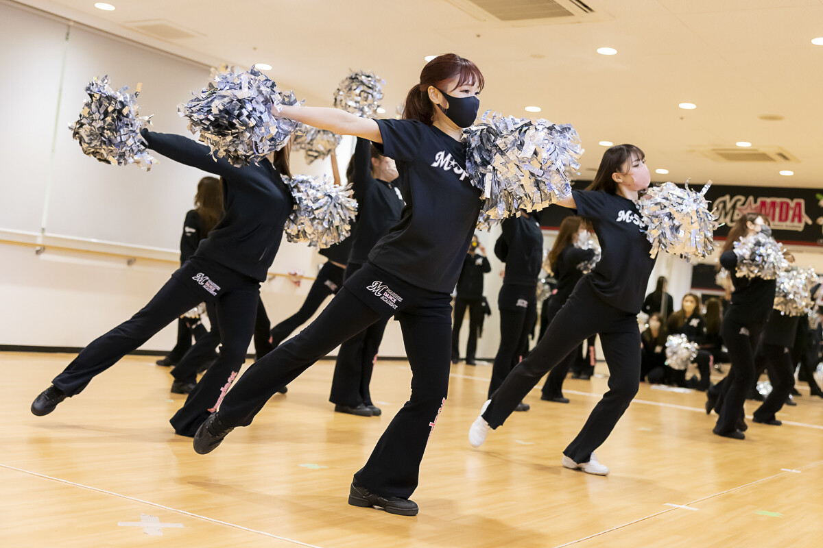 ダンスの練習をするメンバーたち　インタビュー記事はこちら＞＞photo by Tatematsu Naozumi