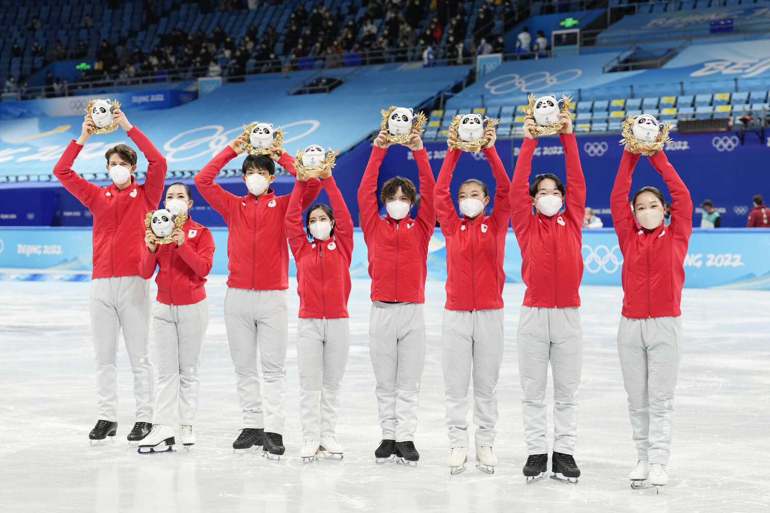 銅メダルを獲得した日本チームphoto by Noto Sunao/JMPA