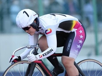 小林優香 photo by Takahashi Manabu 記事>>